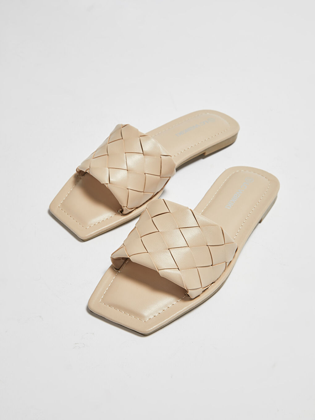 LCW STEPS Leather Look Single Band Women's Slippers -S12197Z8-CR8