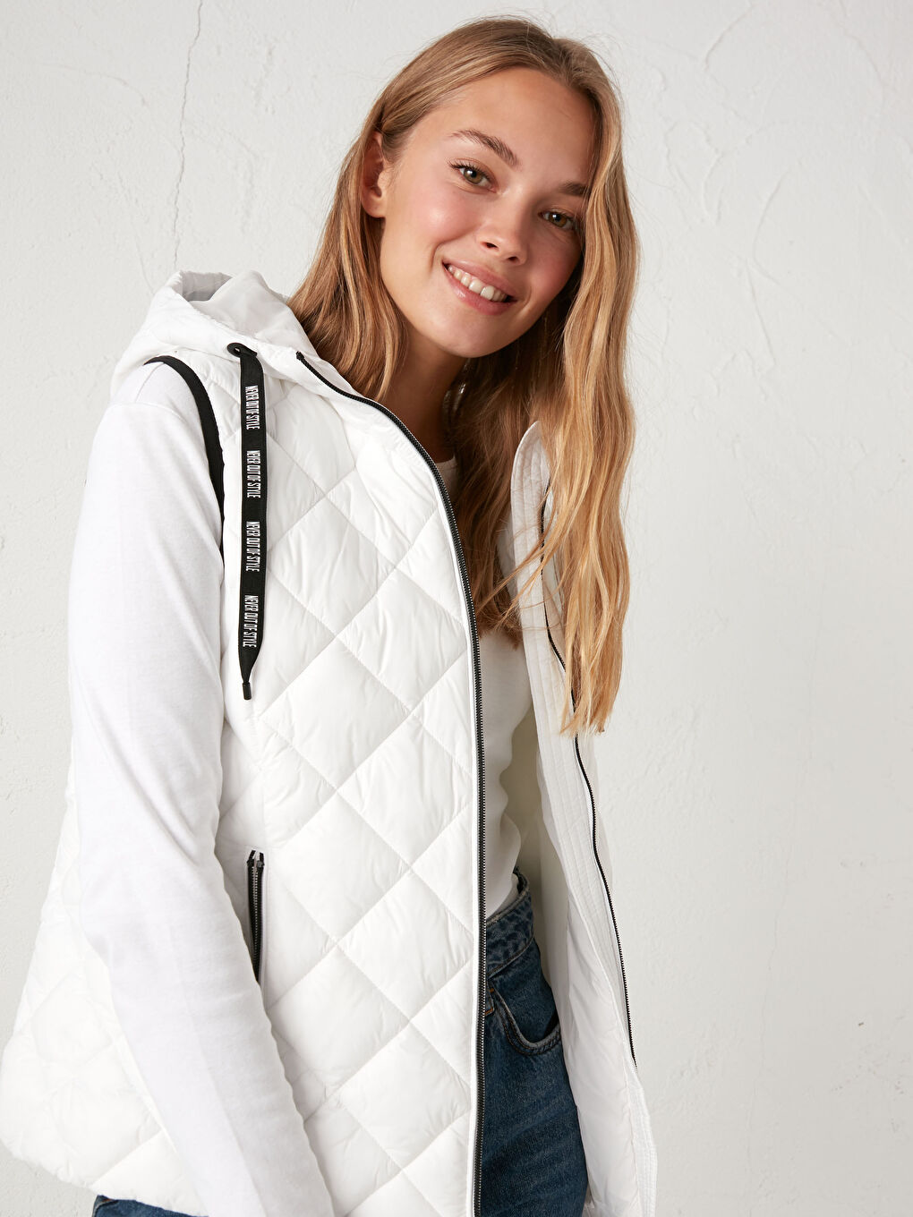 Puffer Vest with Hood-4