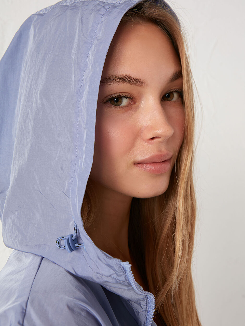 Lightweight Raincoat with Hood-2