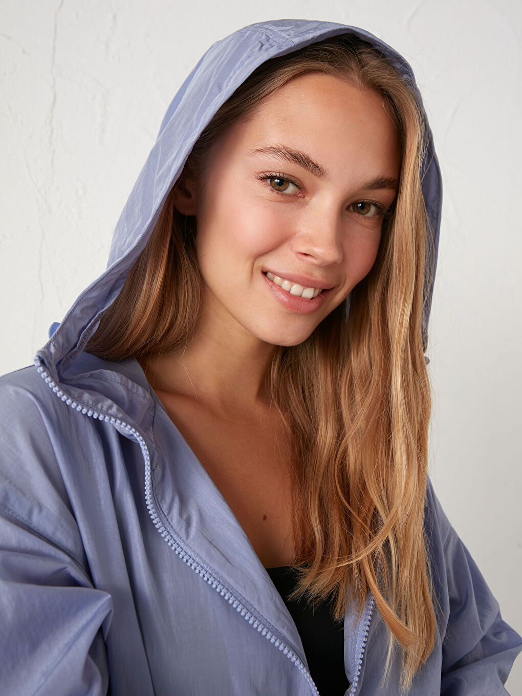 Lightweight Raincoat with Hood-4