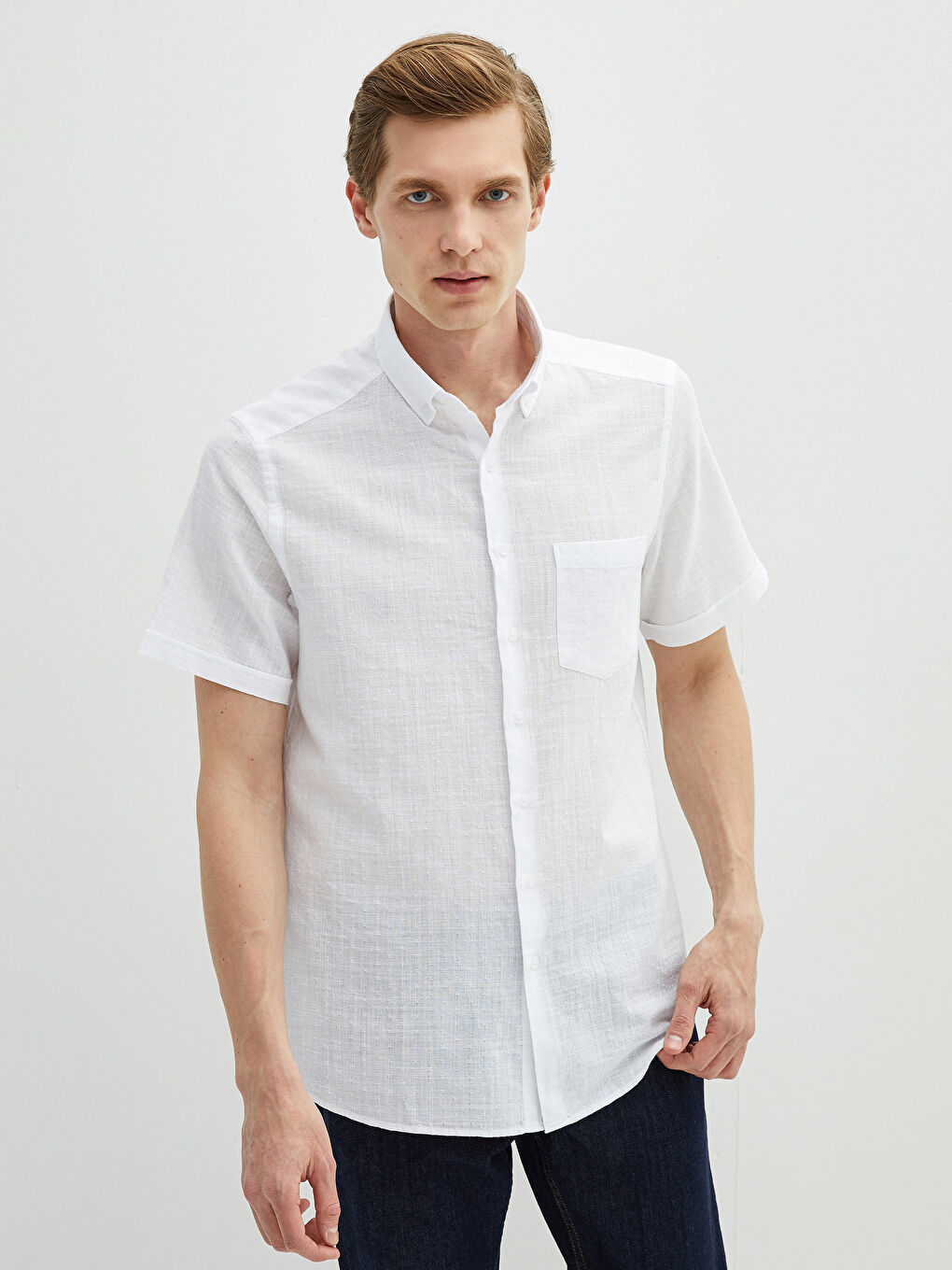 Chemise pour Hommes Slim Fit Manches Courtes en Popeline-1