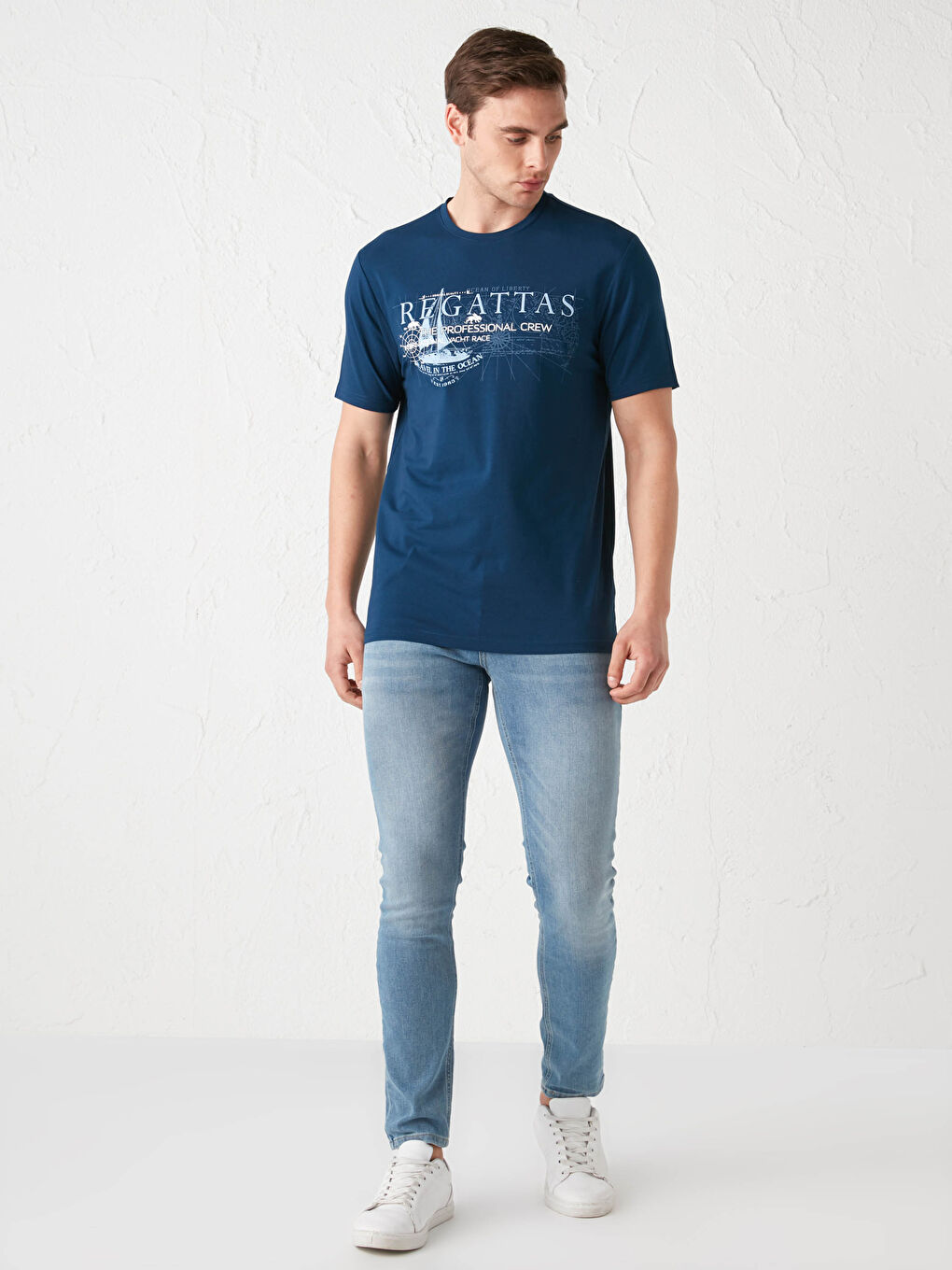 Lacivert Bisiklet Yaka Kısa Kollu Baskılı Penye Erkek Tişört-3