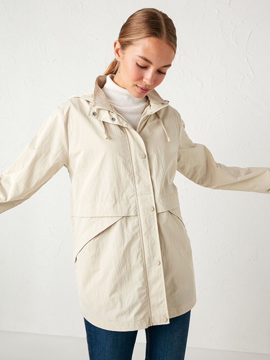 Kapüşonlu İnce Yağmurluk-2