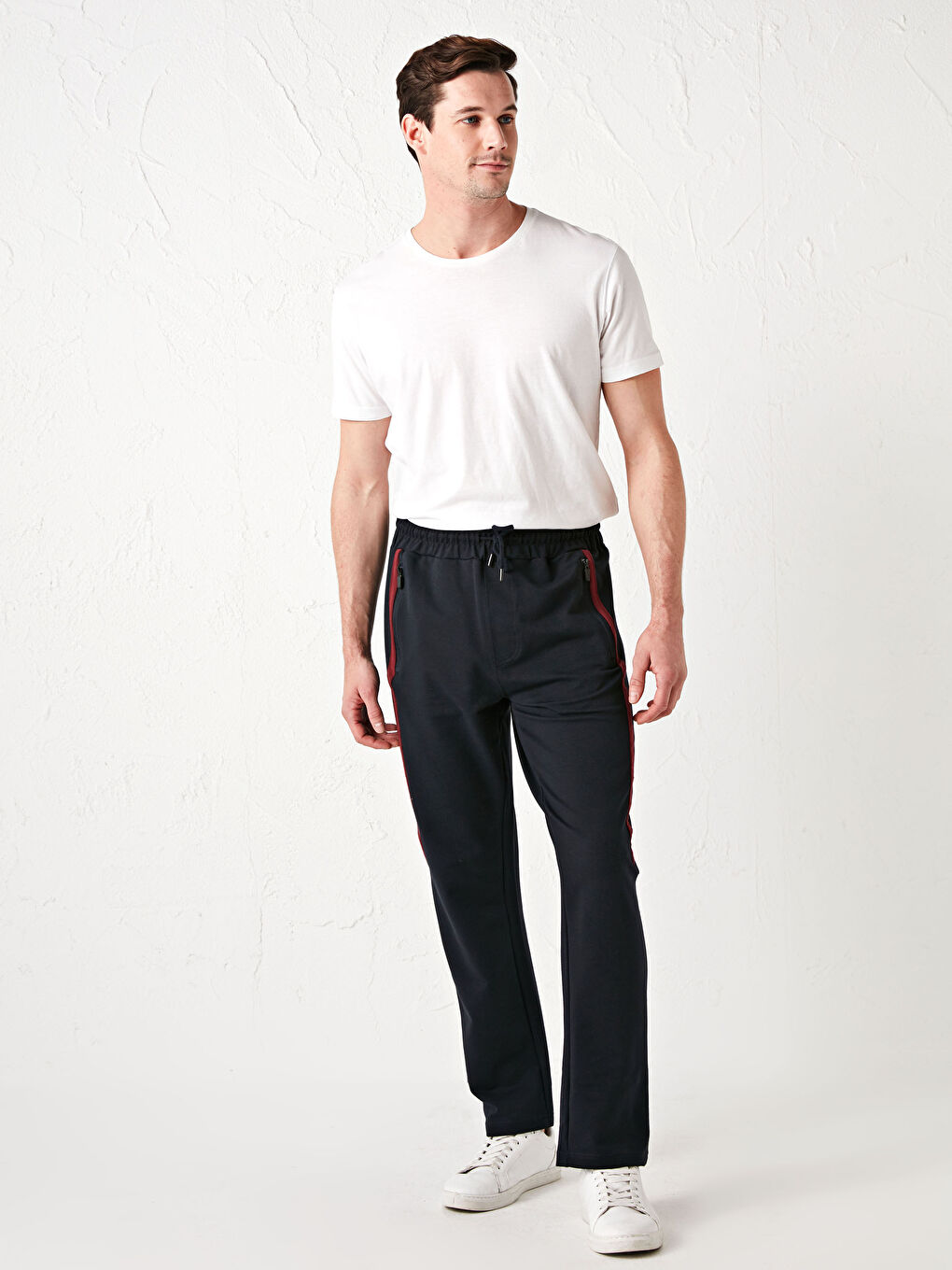 Standard Fit Men's Sweatpants