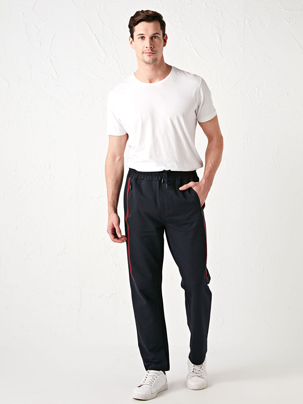 Standard Fit Men's Sweatpants-1