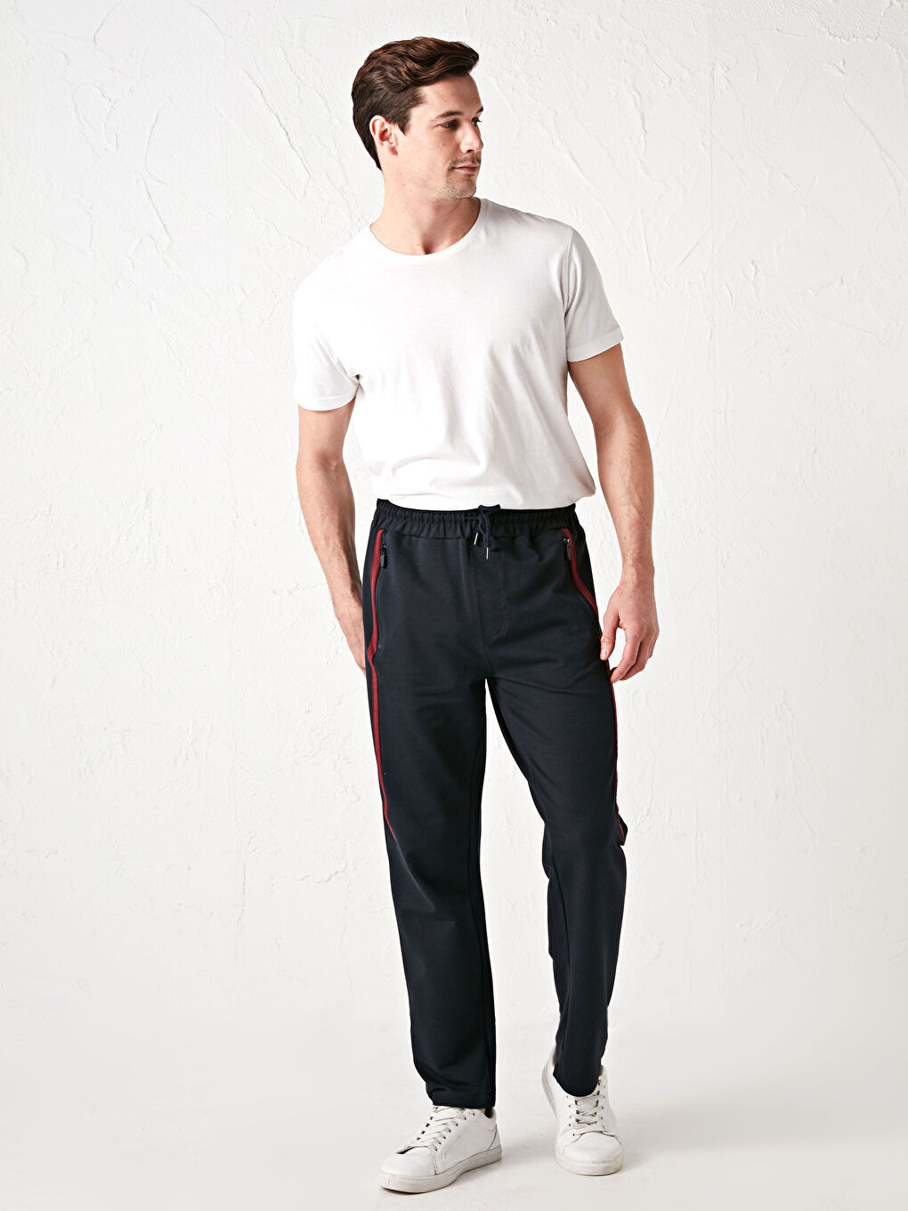 Standard Fit Men's Sweatpants-2