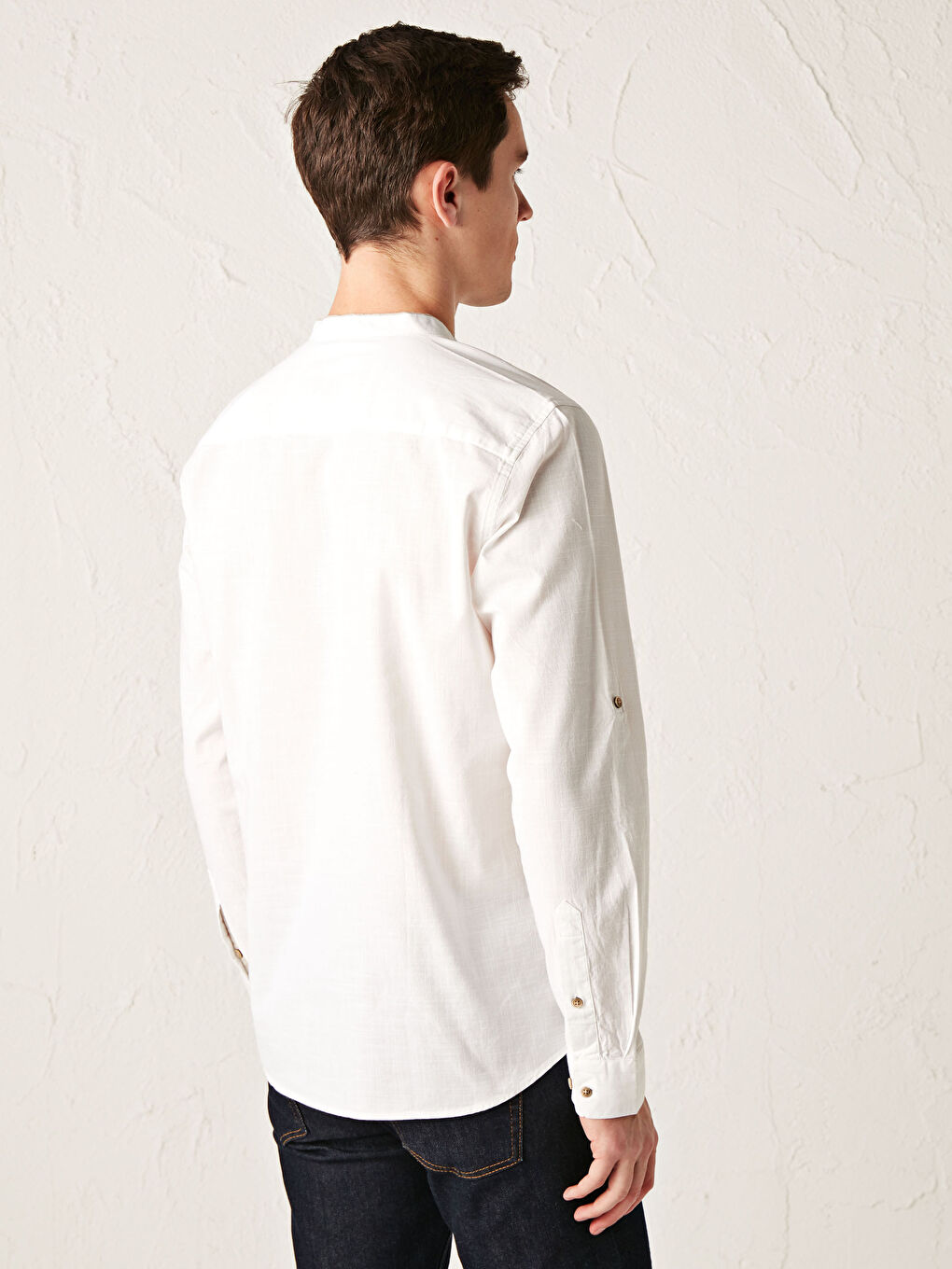 Beyaz Slim Fit Uzun Kollu Hakim Yaka Poplin Gömlek-9