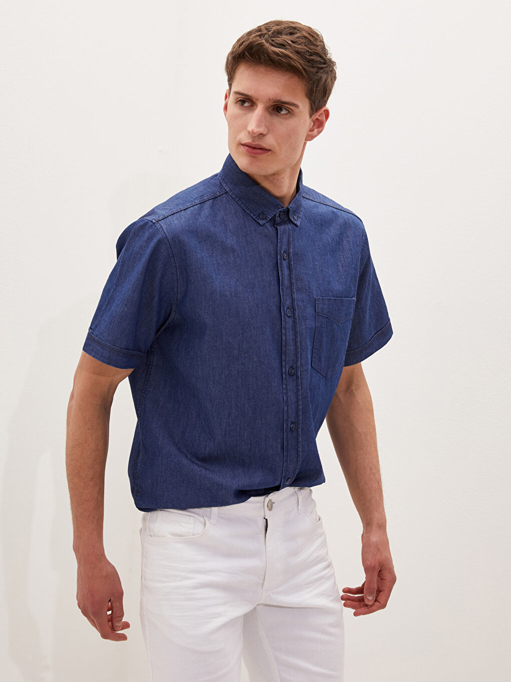 قميص جينز رجالي بأكمام طويلة وقصة عادية-4