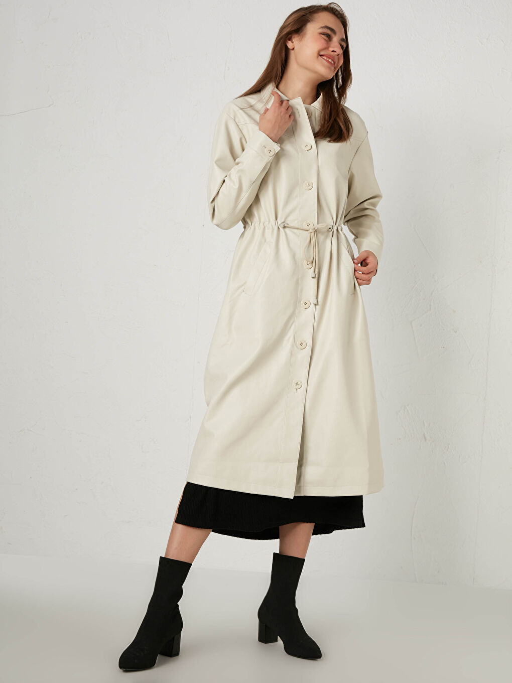 LCW Modest Leather appearance of ruffles waist Detail Cloak -S13023Z8-EFW