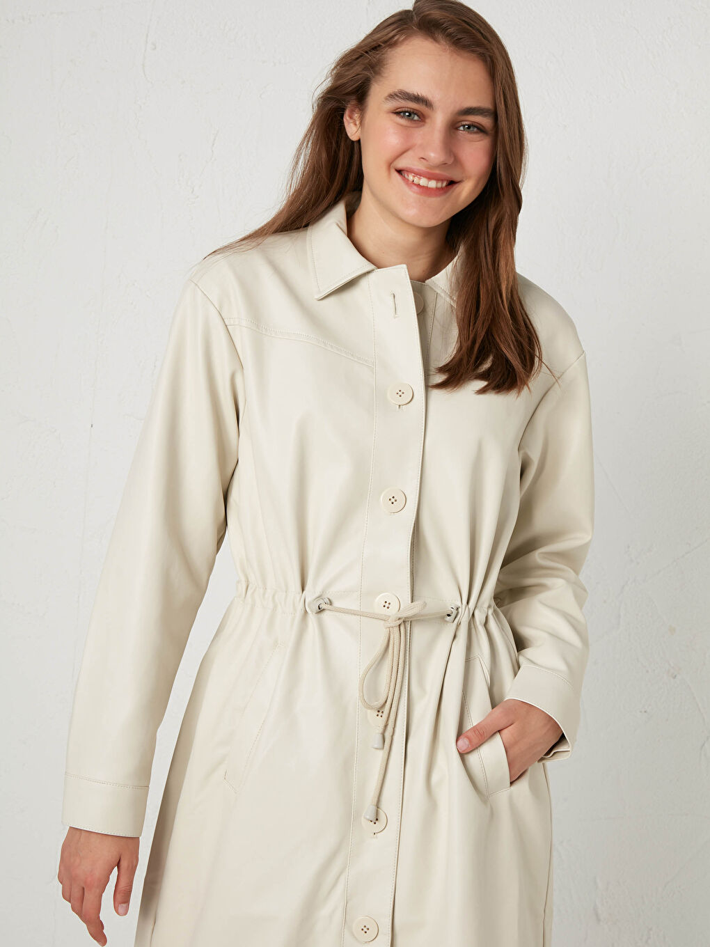 LCW Modest Leather appearance of ruffles waist Detail Cloak -S13023Z8-EFW