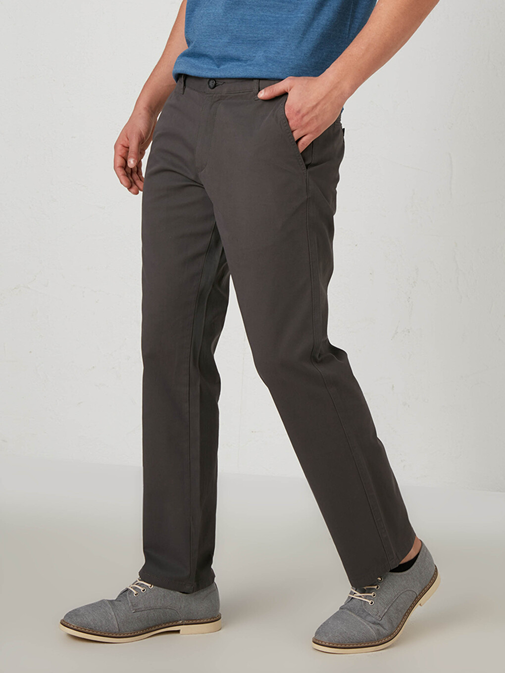 LCWAIKIKI Classic Relax Fit Gabardine Men's Chino Trousers