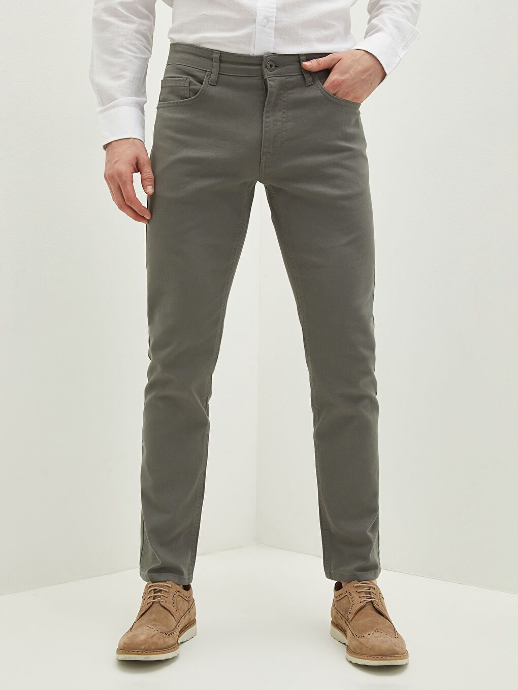 Gri Dar Kalıp Gabardin Erkek Chino Pantolon-3