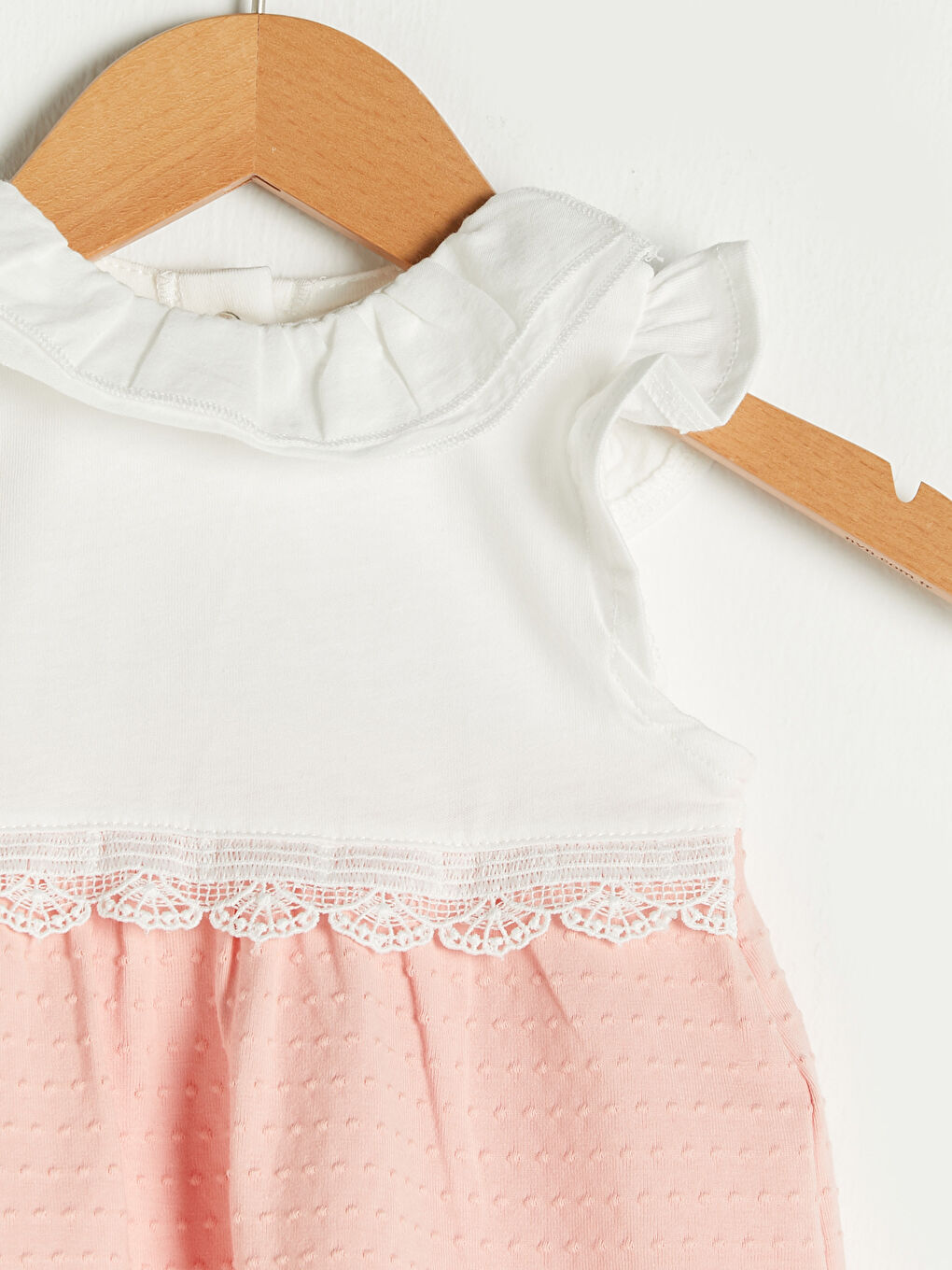Ekru Fırfır Detaylı Bisiklet Yaka Kız Bebek Tulum-2