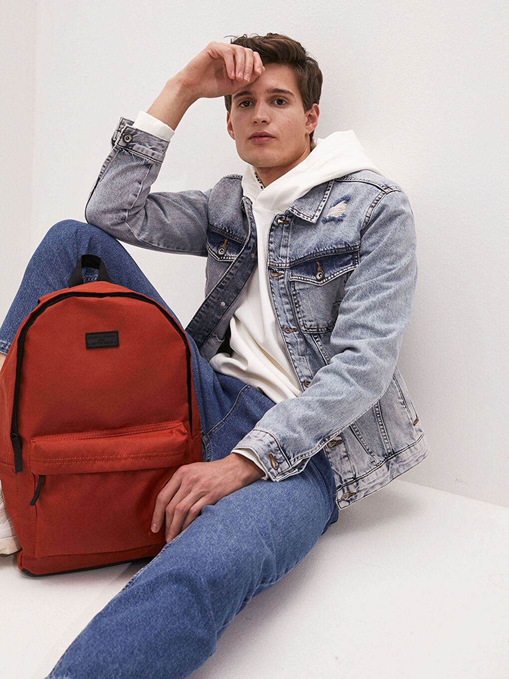 Etiket Baskılı Erkek Sırt Çantası