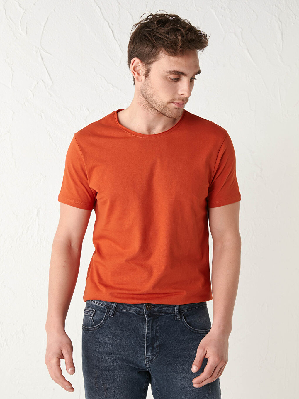 Turuncu Bisiklet Yaka Kısa Kollu Basic Penye Erkek Tişört