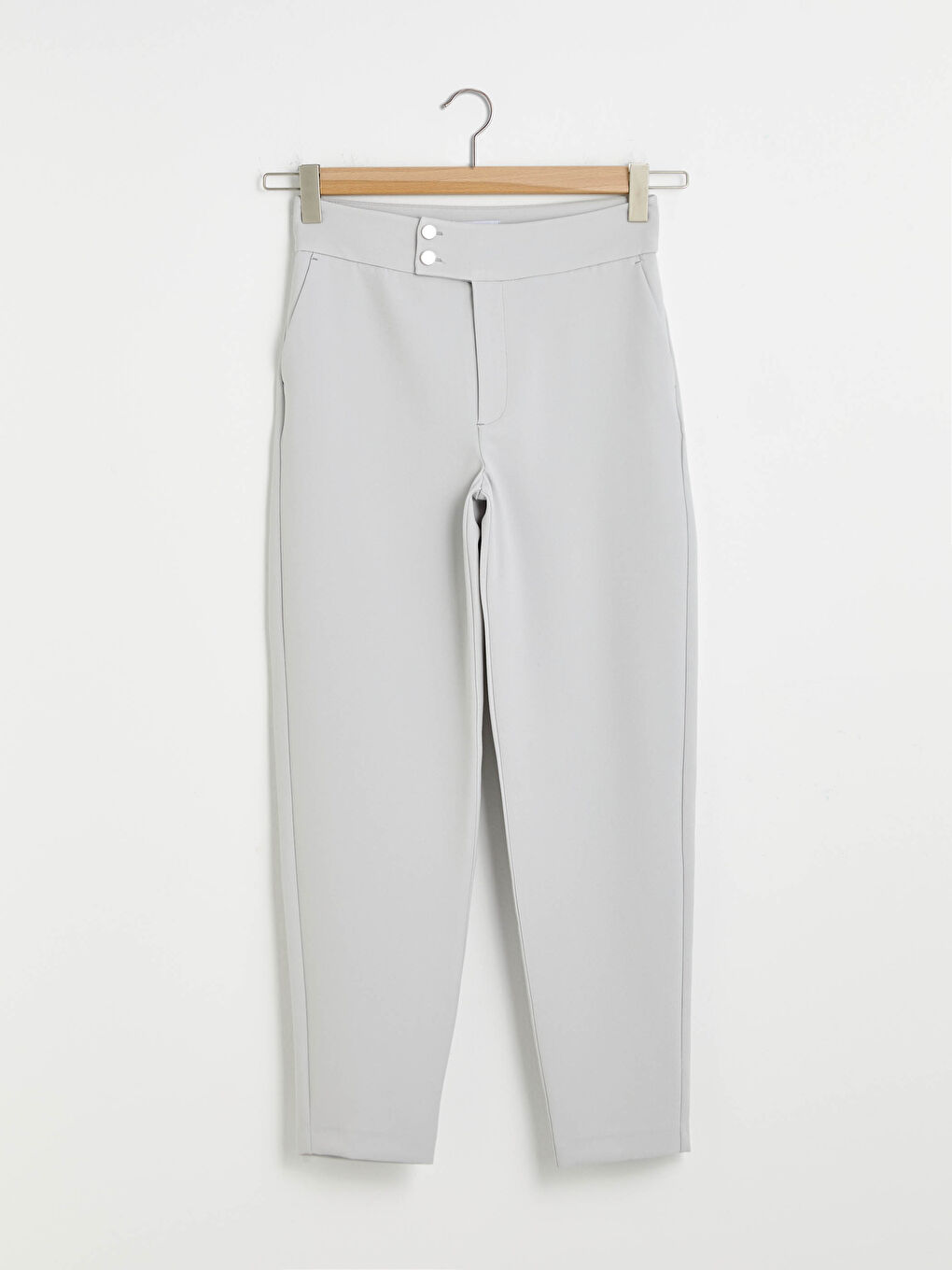 Gri Düğme Kapamalı Cep Detaylı Kadın Pantolon-6