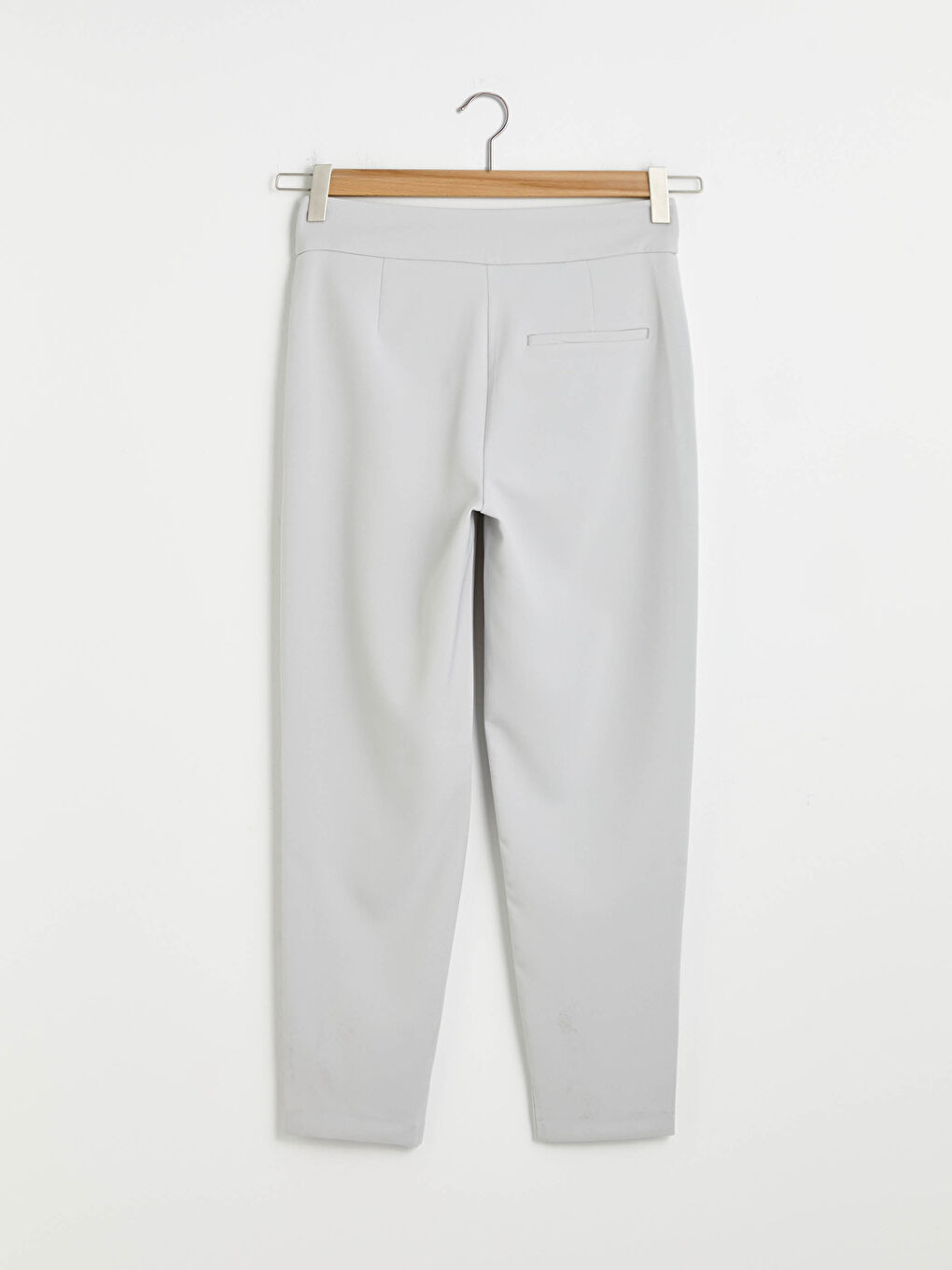 Gri Düğme Kapamalı Cep Detaylı Kadın Pantolon-7