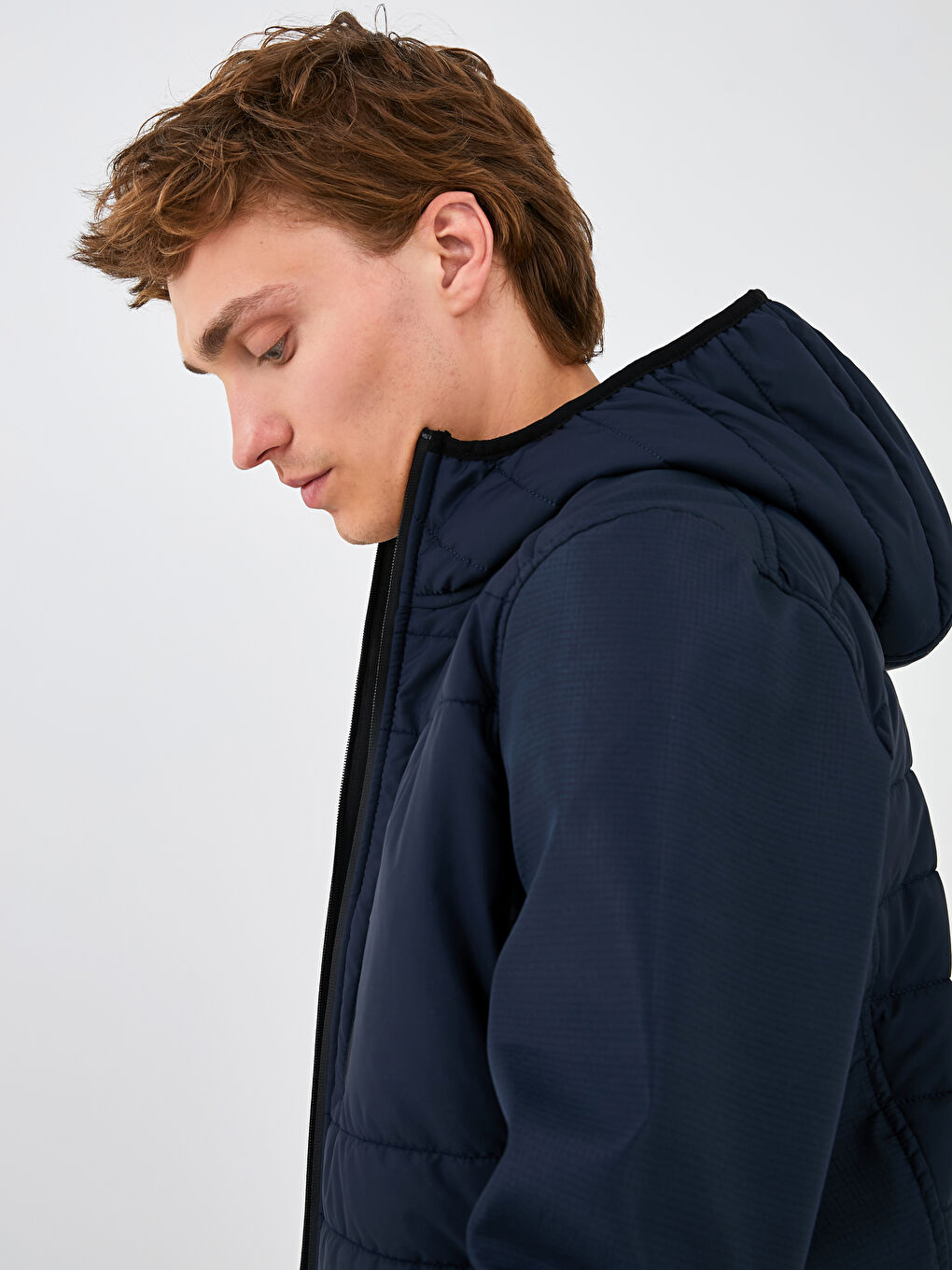 Kapüşonlu Kapitone Erkek Yağmurluk-5