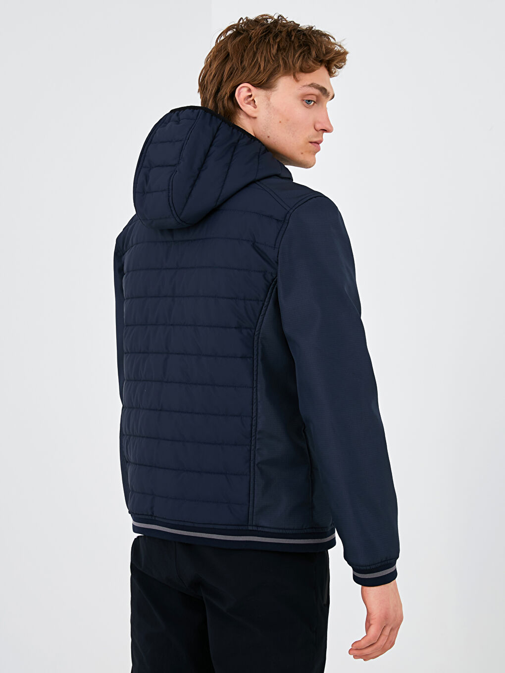 Kapüşonlu Kapitone Erkek Yağmurluk-7