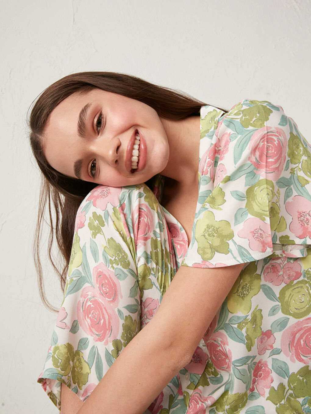 Hemdkragen Blumig Bedruckt Kurzarm Viskose Frauen Pyjama-Set-3