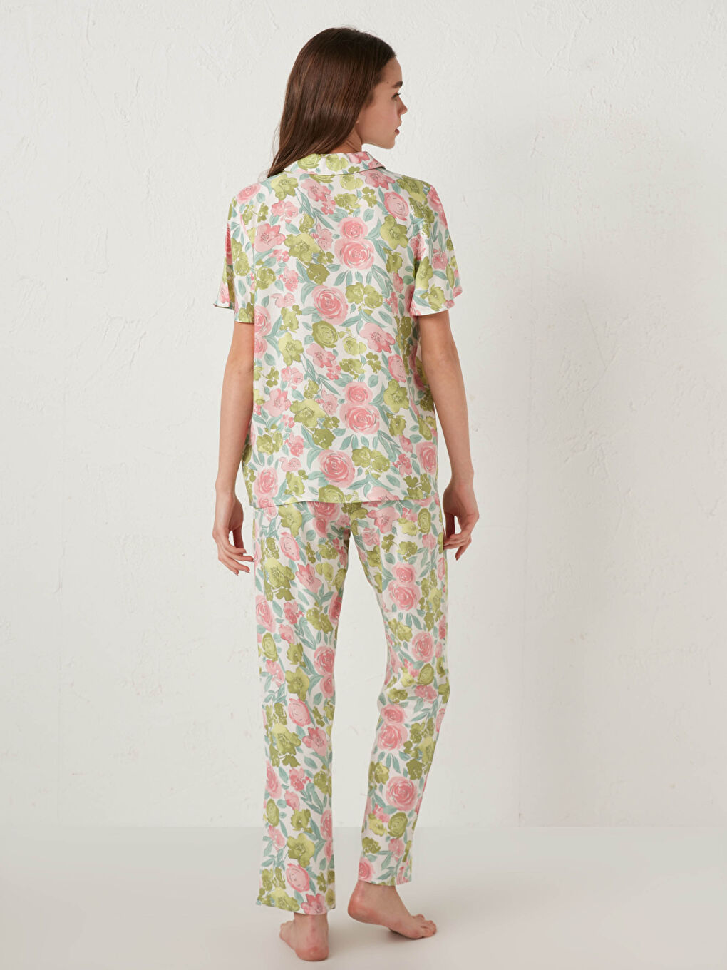 Hemdkragen Blumig Bedruckt Kurzarm Viskose Frauen Pyjama-Set-4