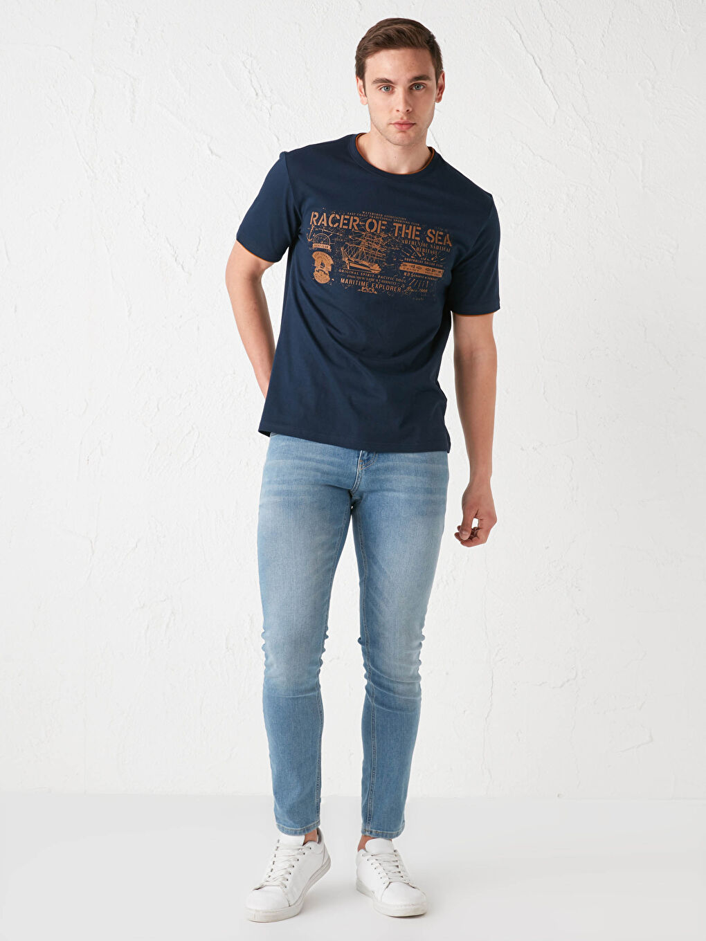 Lacivert Bisiklet Yaka Kısa Kollu Baskılı Penye Erkek Tişört-3