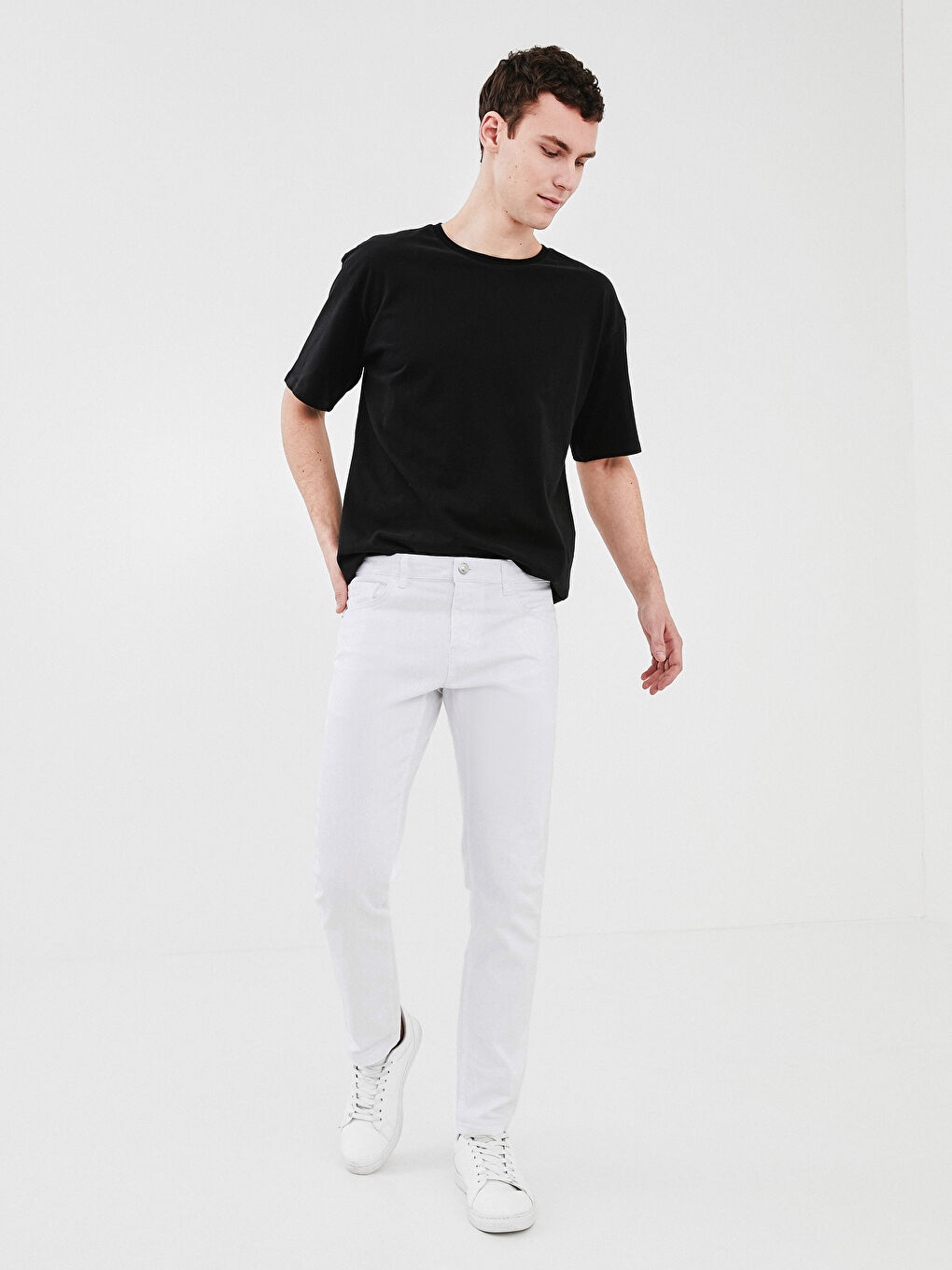 750 Slim Fit Men's Jeans-1