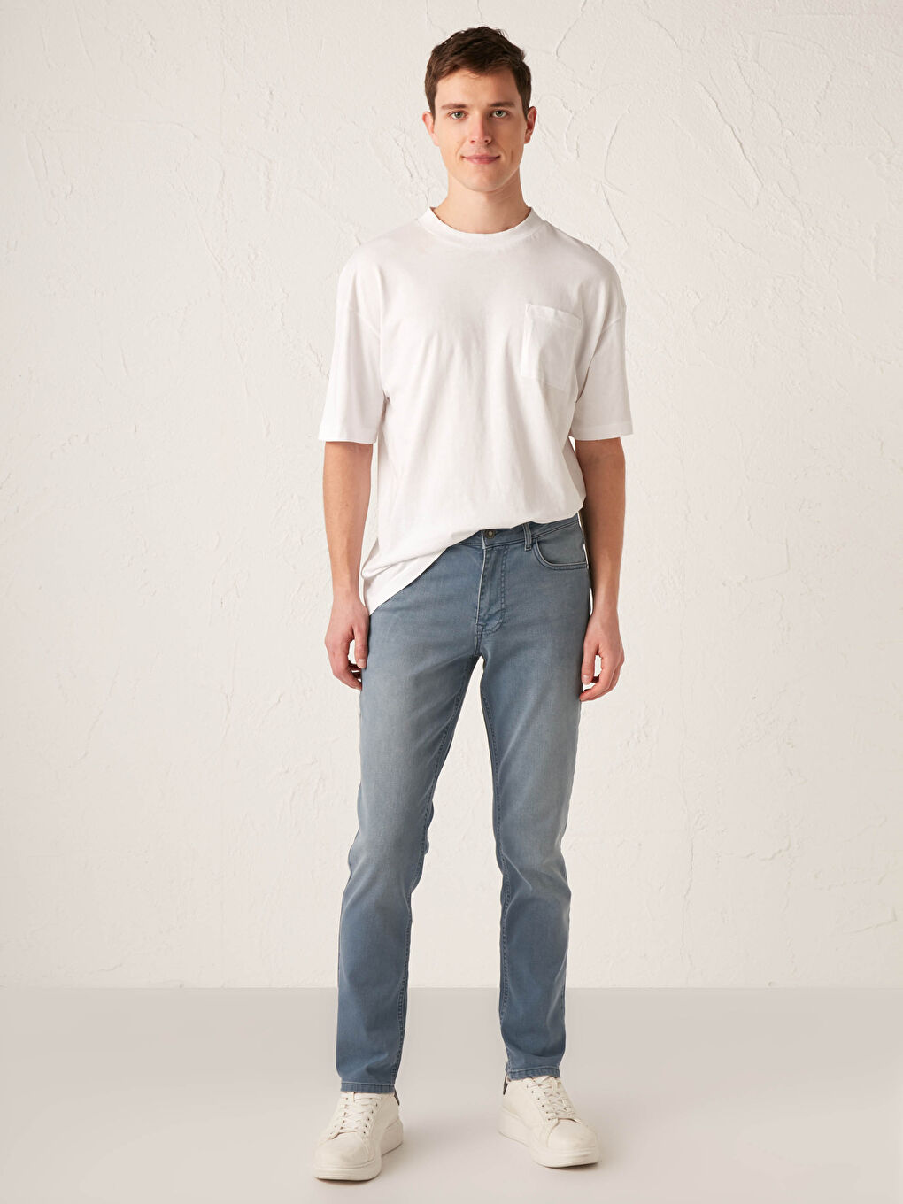 750 Slim Fit Jeans