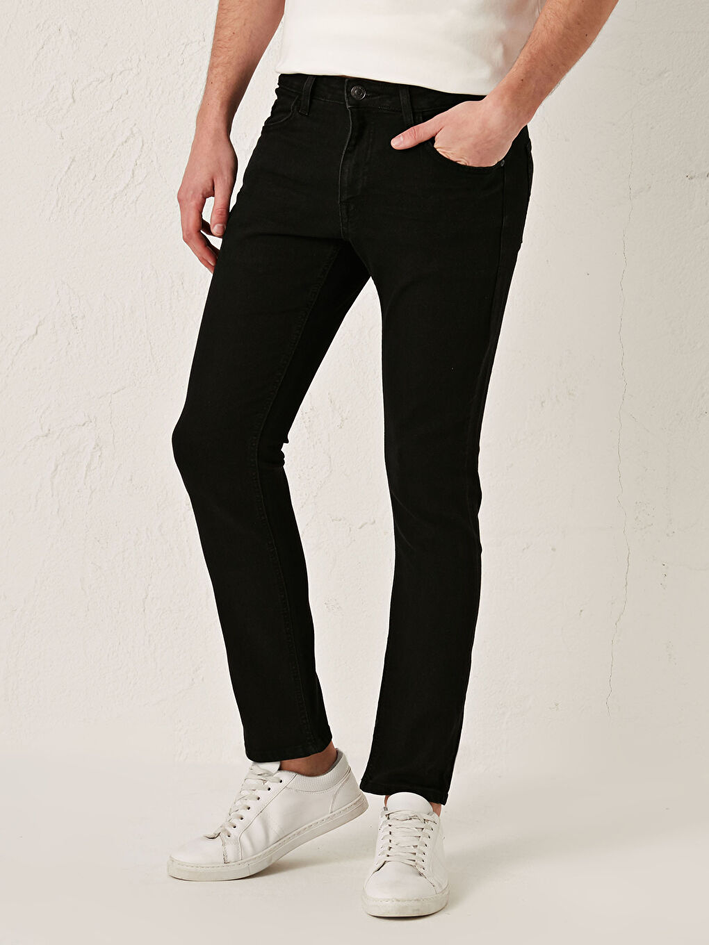 Siyah 750 Slim Fit Erkek Jean Pantolon-1