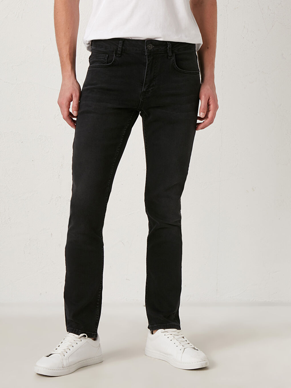 750 Slim Fit Jeans-2