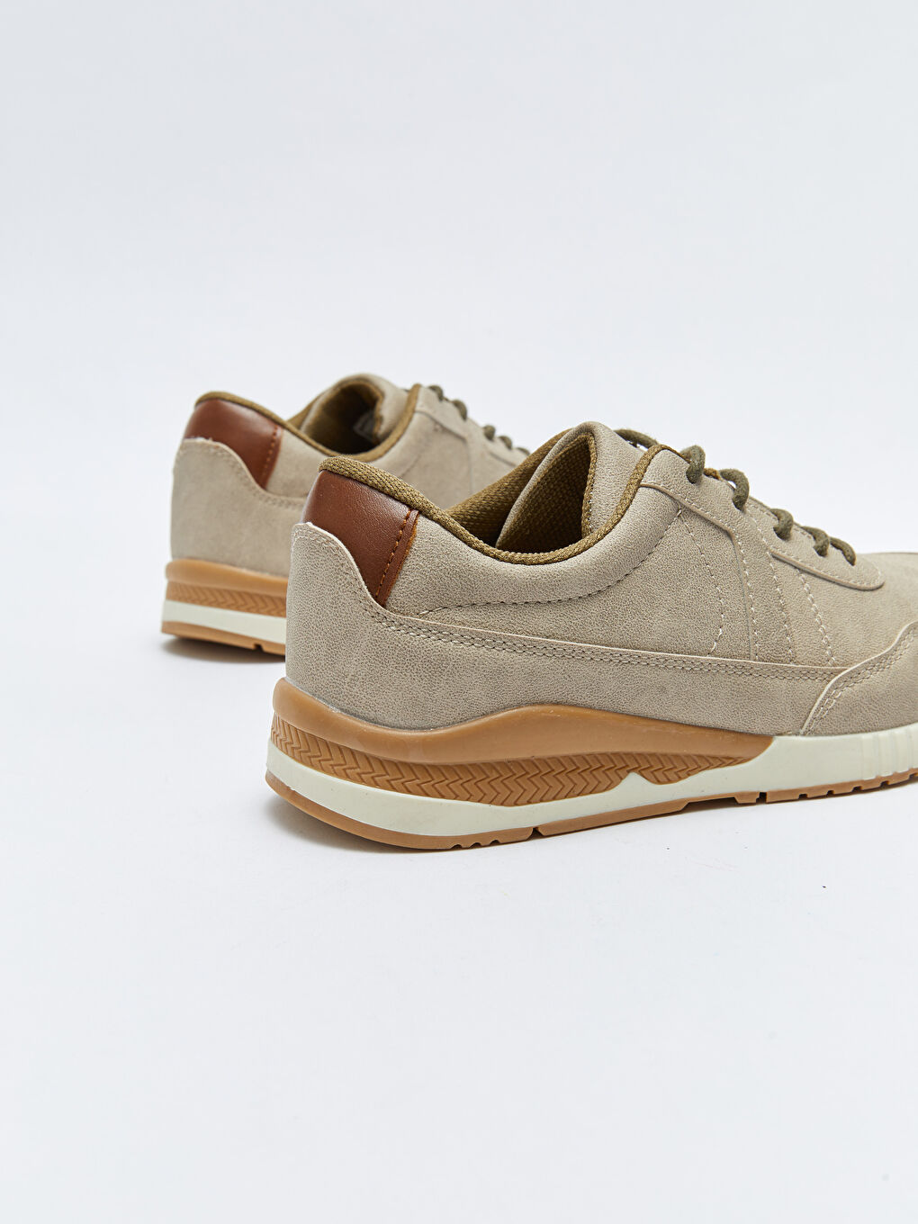 ولادي حذاء رياضي برباط-4