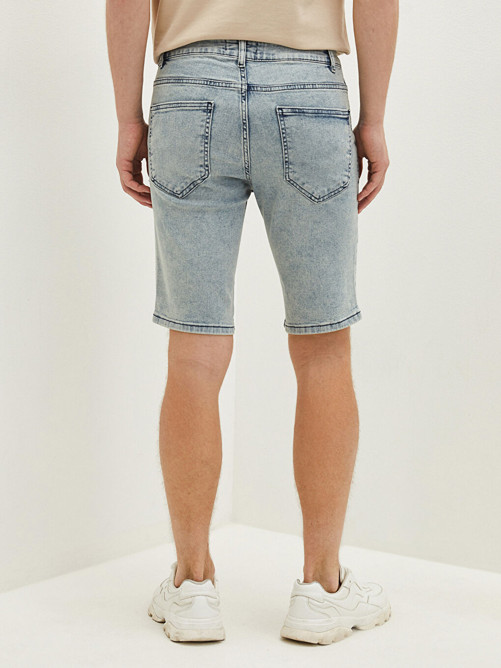 شورت دينيم سكيني فيت للرجال-4