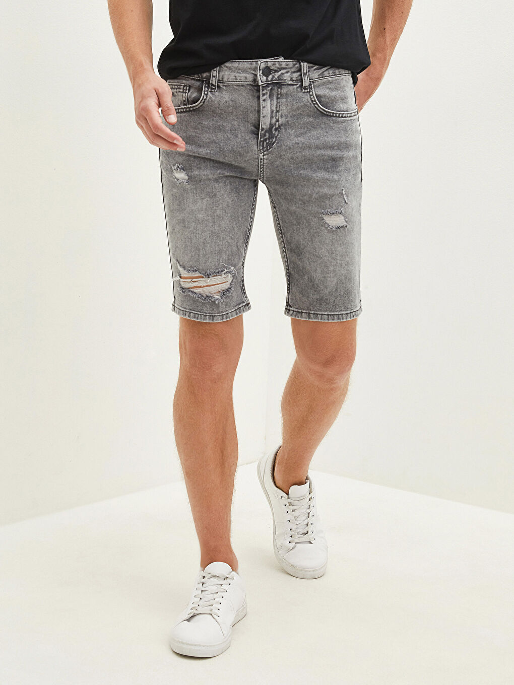 شورت دينيم سكيني فيت للرجال-1