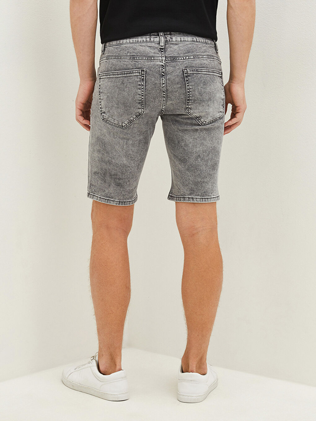 شورت دينيم سكيني فيت للرجال-2