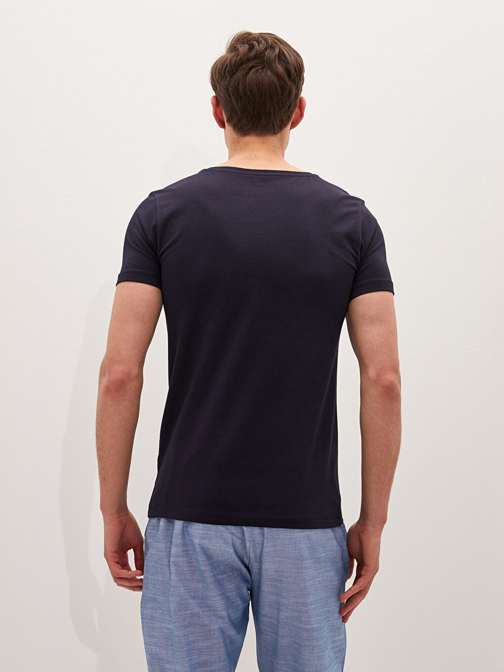 LC WAIKIKI V-Ausschnitt Kurzarm Baumwolle Unterhemd für Herren -S14596Z8-HMQ