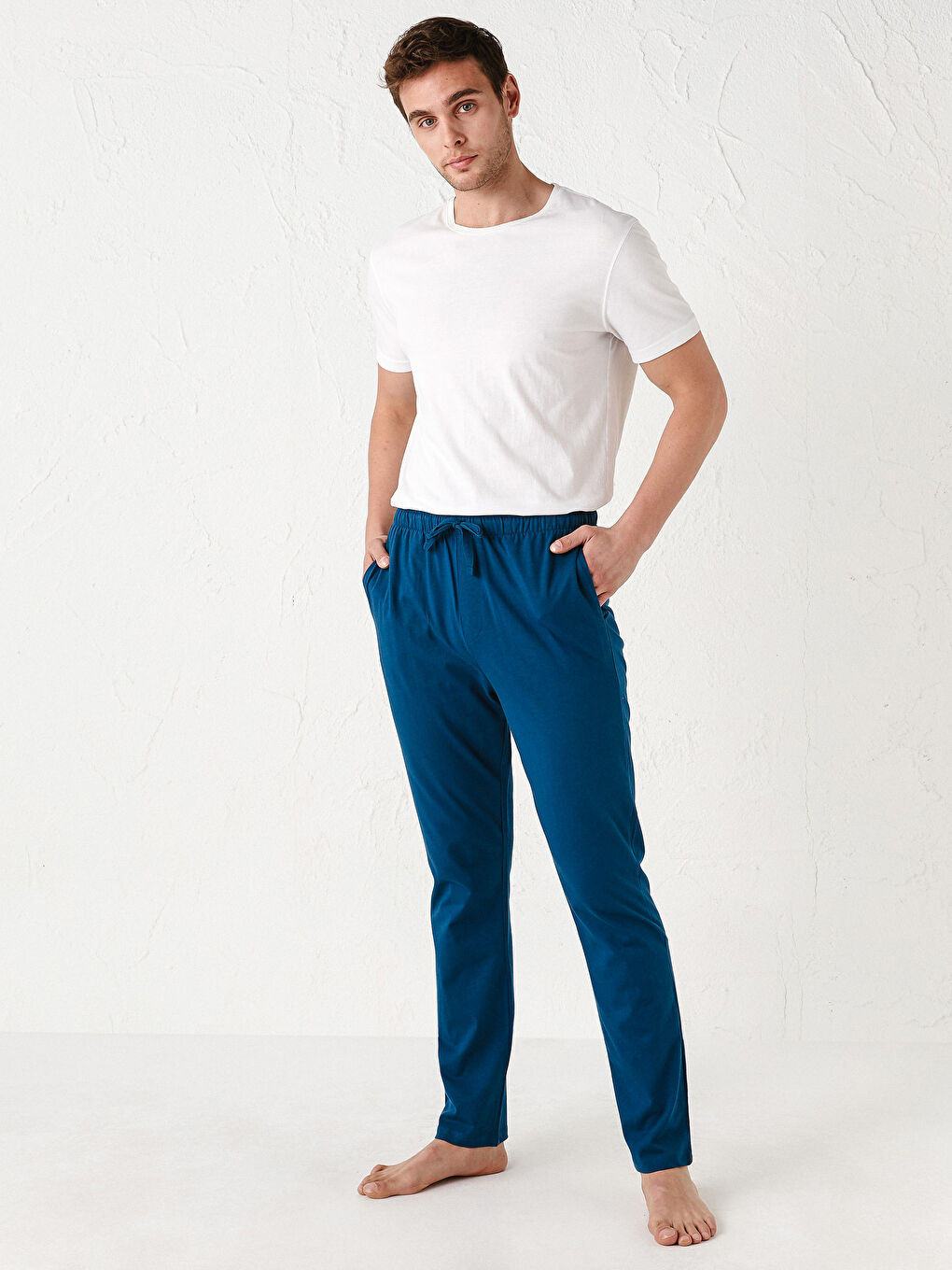 قيعان بيجامات رجالي بقصة عادية