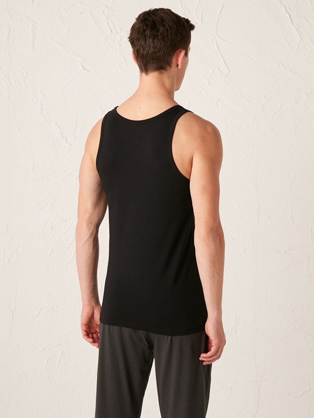 Débardeur basique à col en U-3