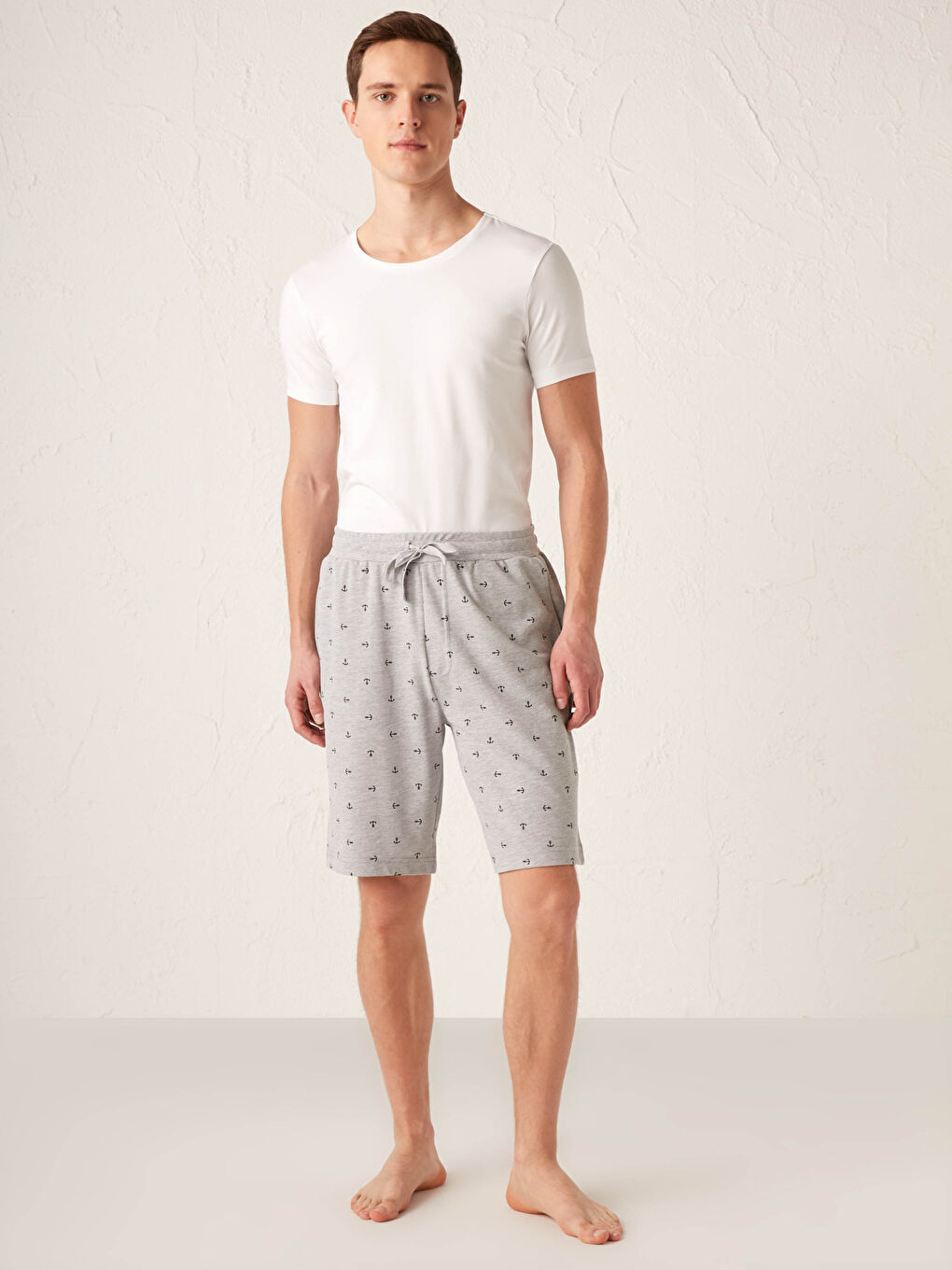 شورت بيجامة رجالي بقصة عادية