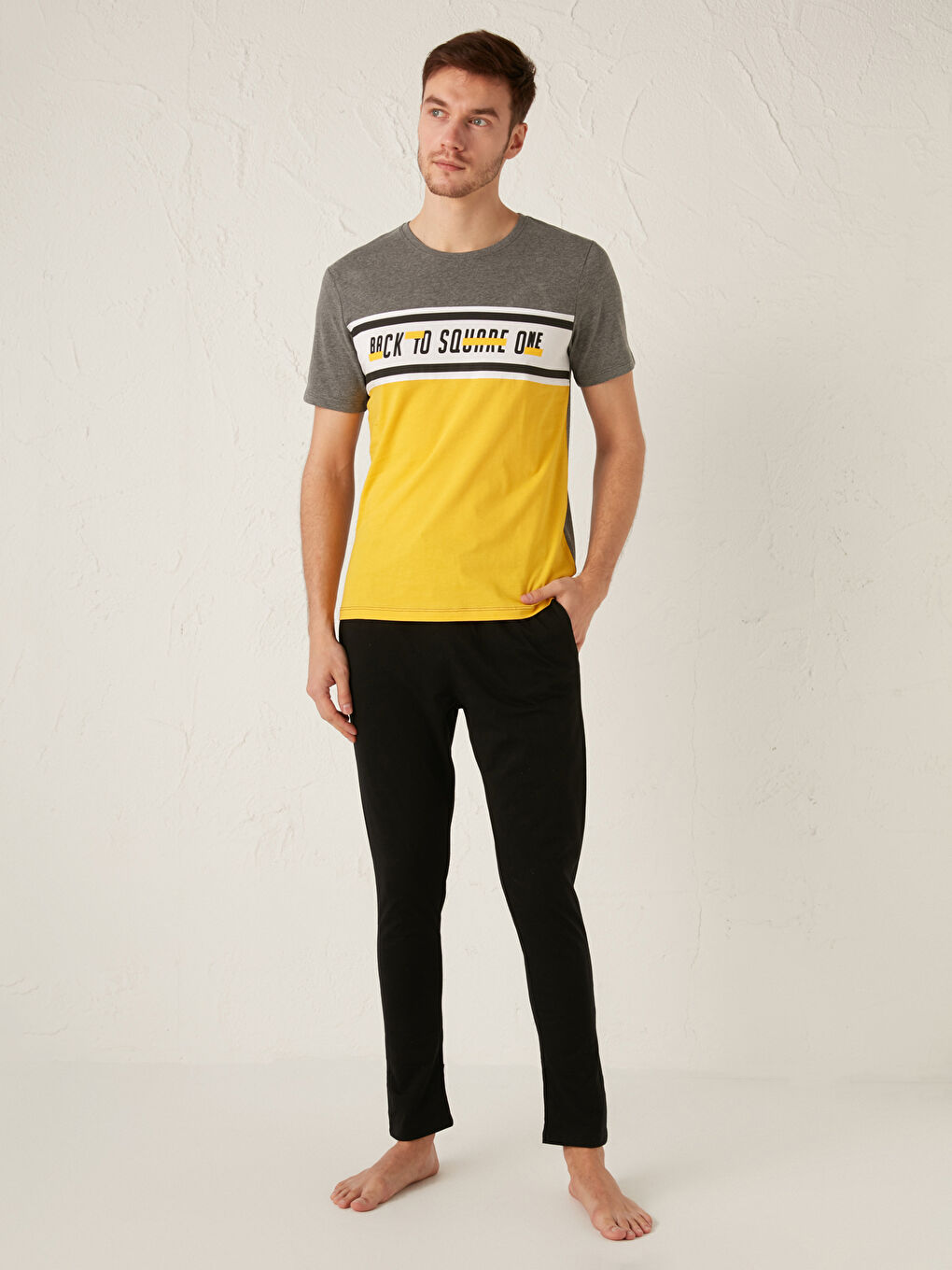 Narrow Mold Printed Men's Pajamas Set-1