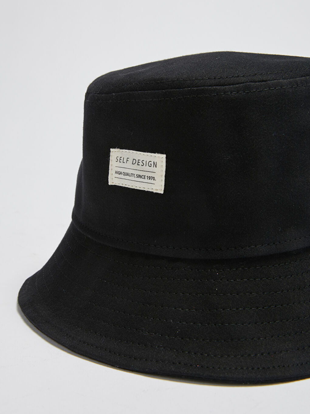 Siyah Etiket Baskılı Erkek Bucket Şapka-4