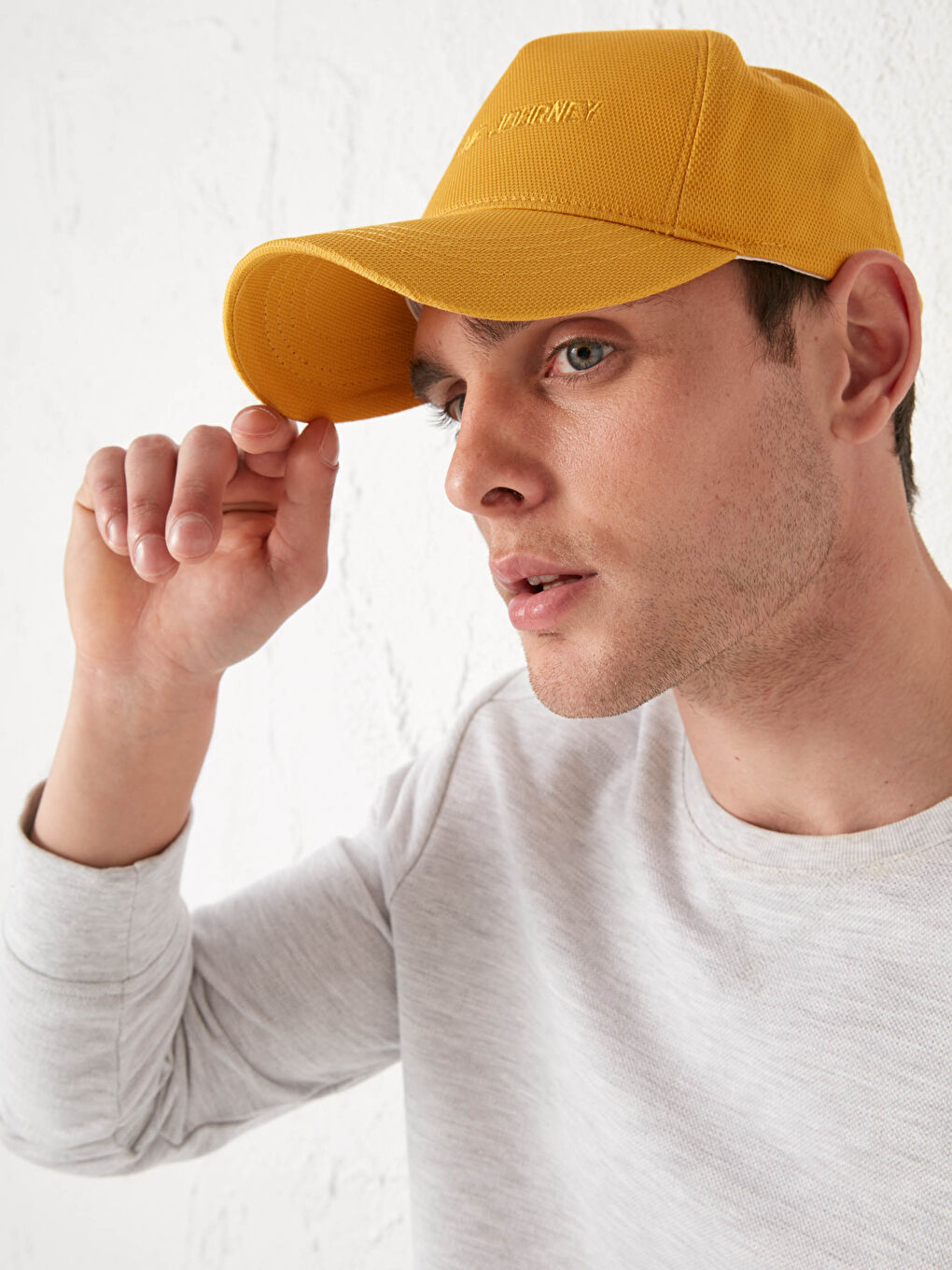 Casquette brodée pour hommes