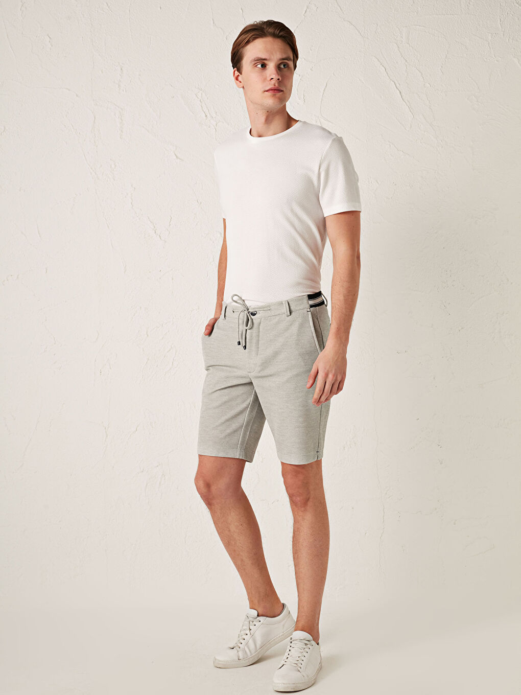 Shorts Texturés Coupe Svelte Pour Hommes