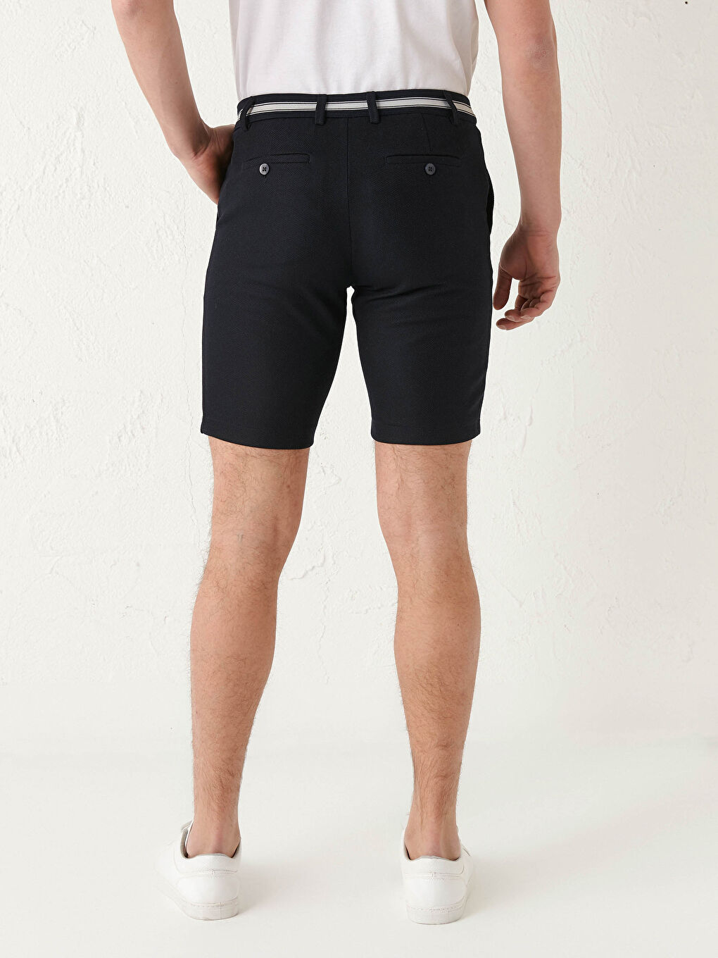 شورت رجالي بنقشة رفيع-3