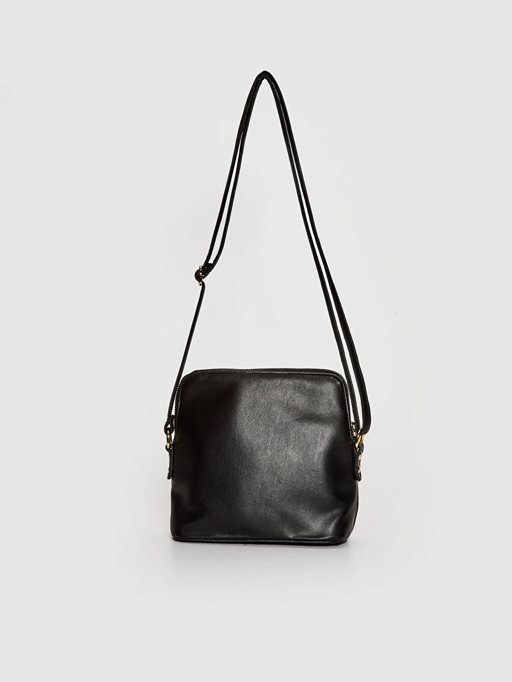 Siyah Deri Görünümlü Omuz Çantası-4