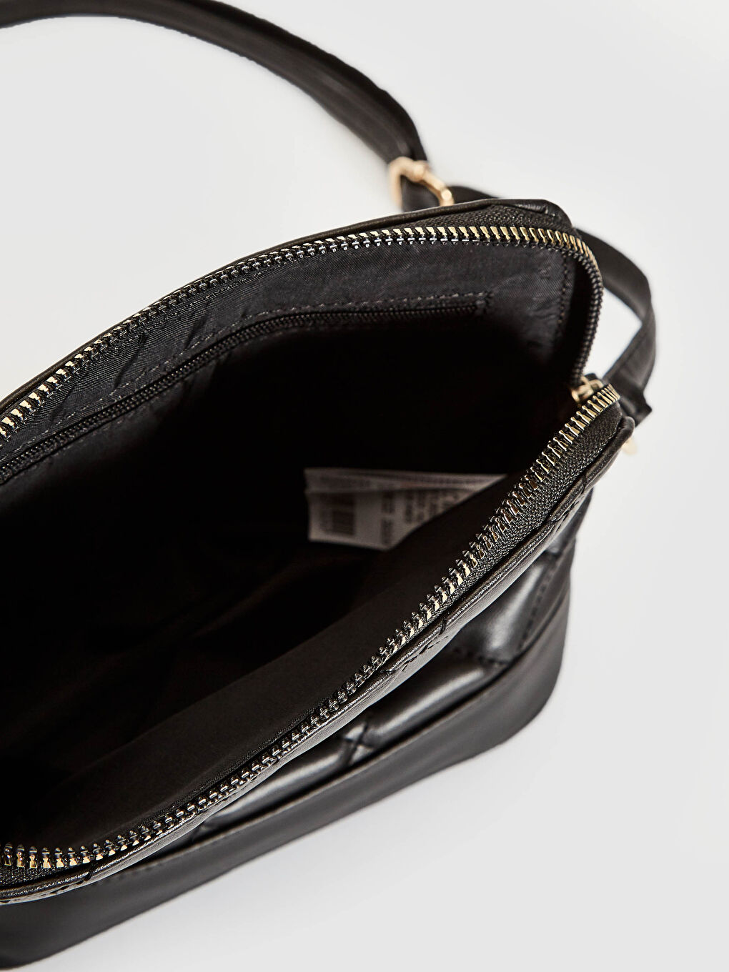 Siyah Deri Görünümlü Omuz Çantası-6