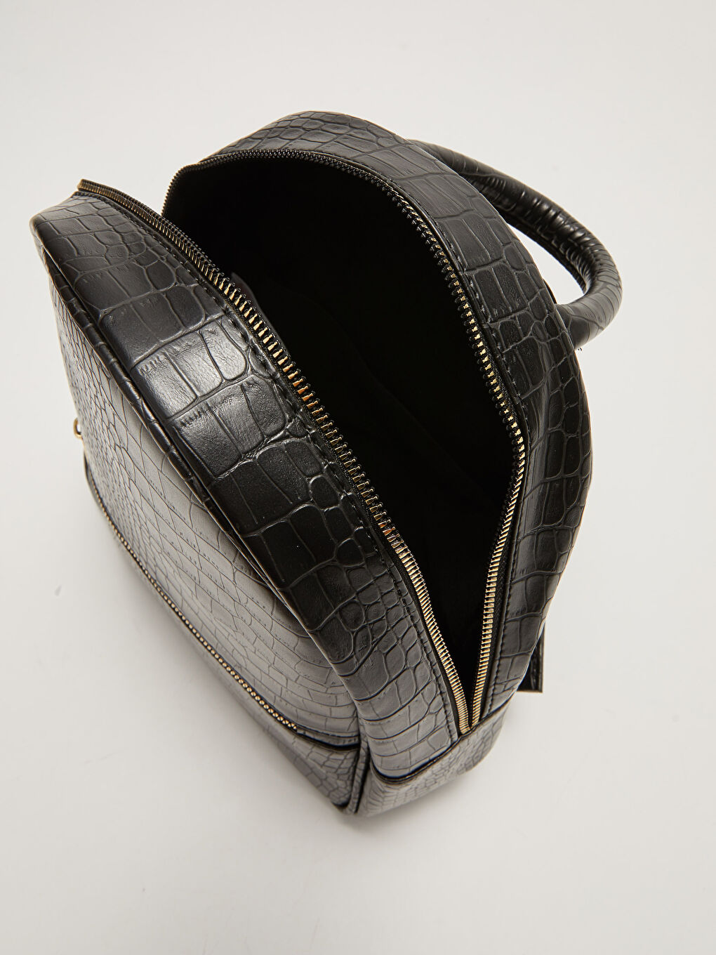 Siyah Kadın Deri Görünümlü Sırt Çantası-3