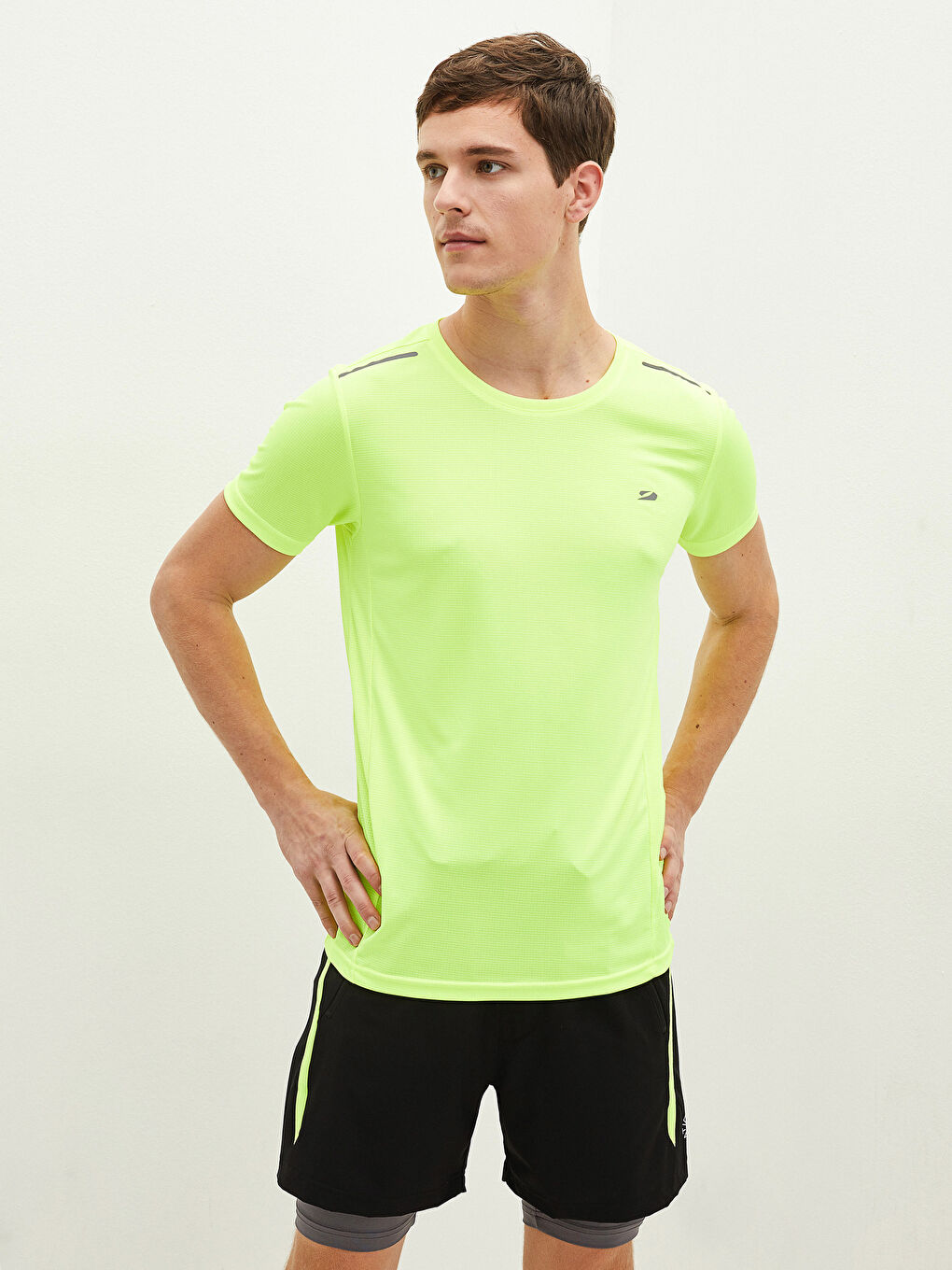 Sarı Bisiklet Yaka Kısa Kollu Aktif Spor Erkek Tişört-2