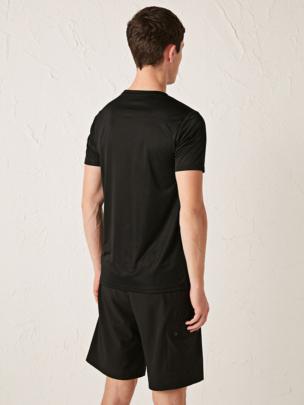 Siyah Bisiklet Yaka Kısa Kollu Baskılı Aktif Spor Erkek Tişört-3