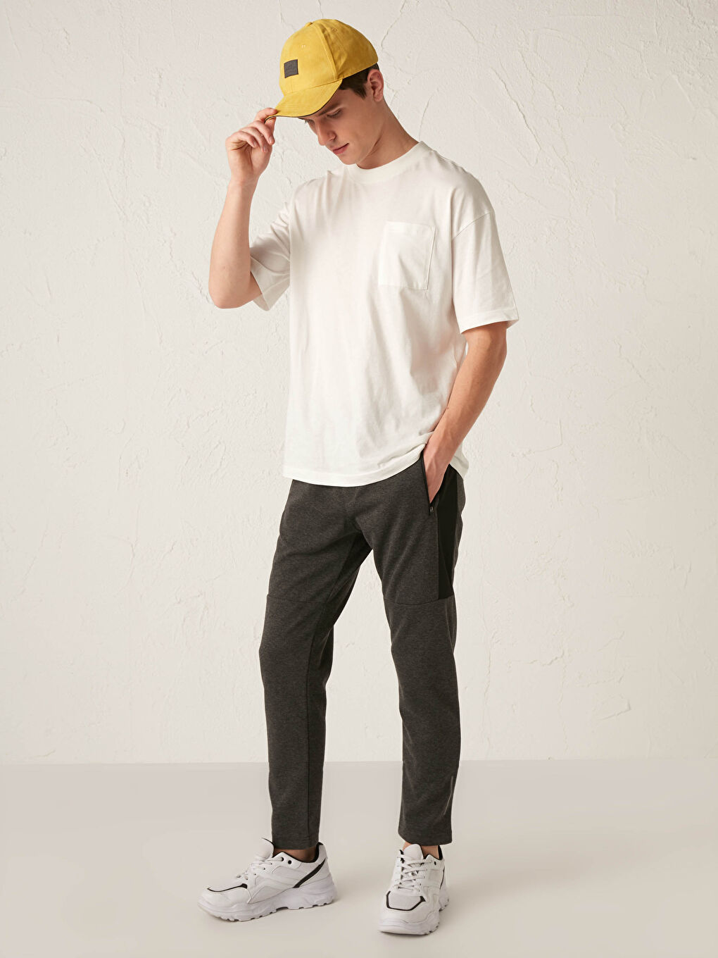 بنطلون رياضي عادي للرجال-1