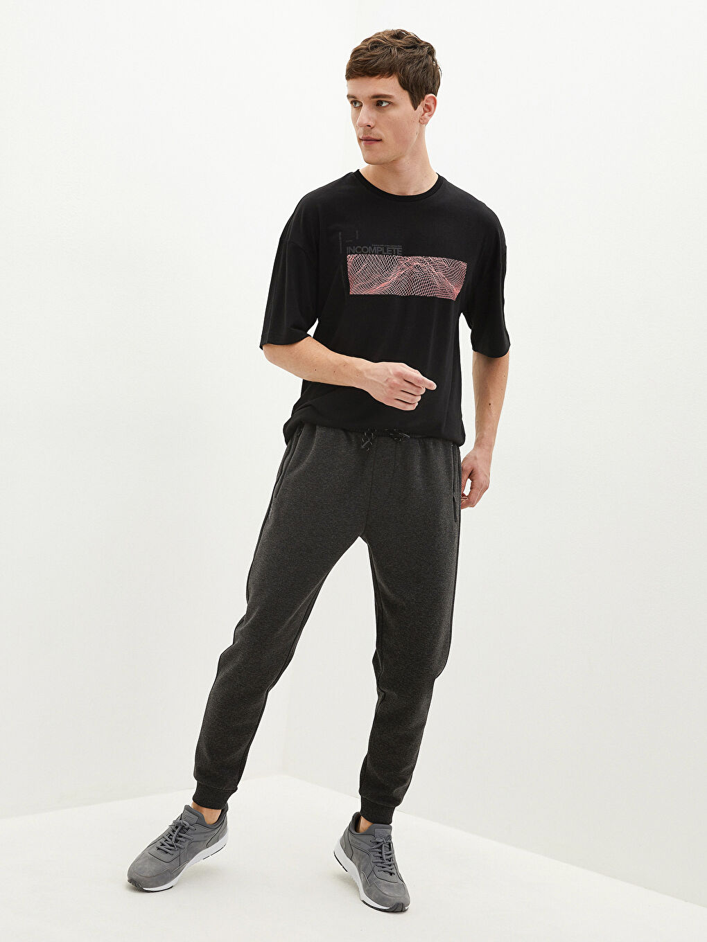 بنطلون رياضي رجالي ضيق للركض مناسب للرياضة